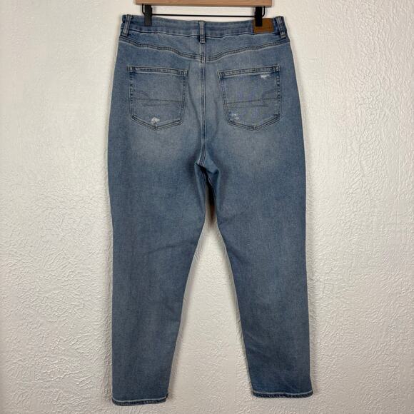 American Eagle Distressed Curvy Mom Jeans Stretch Size 14 Long - Picture 2 of 5